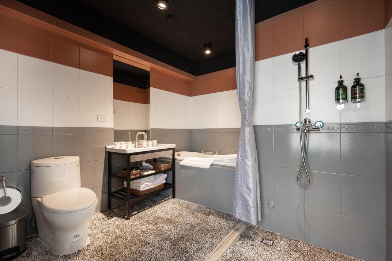 Motel 東旅驛棧 Jiaoxi Esterno foto