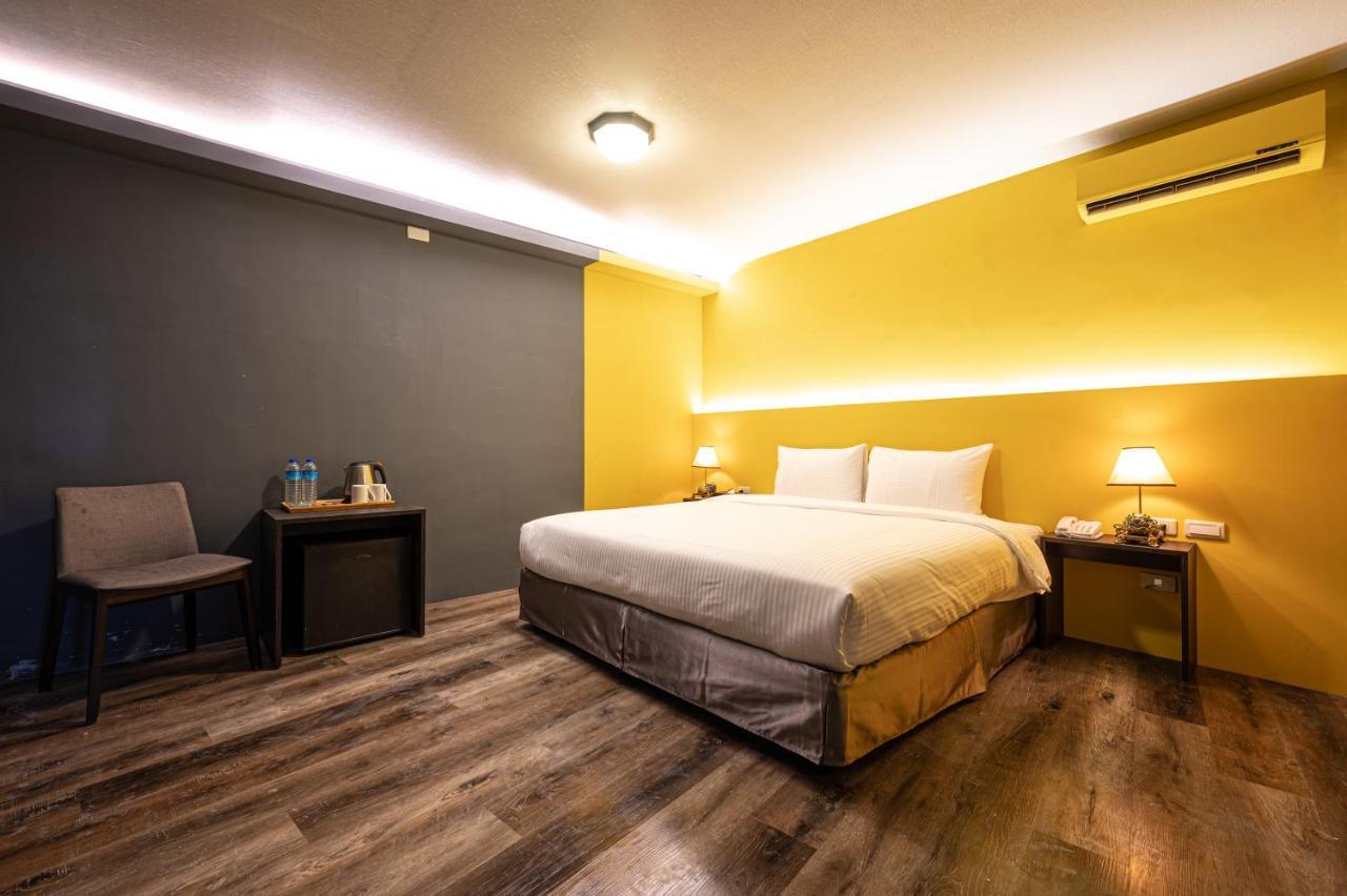 Motel 東旅驛棧 Jiaoxi Esterno foto