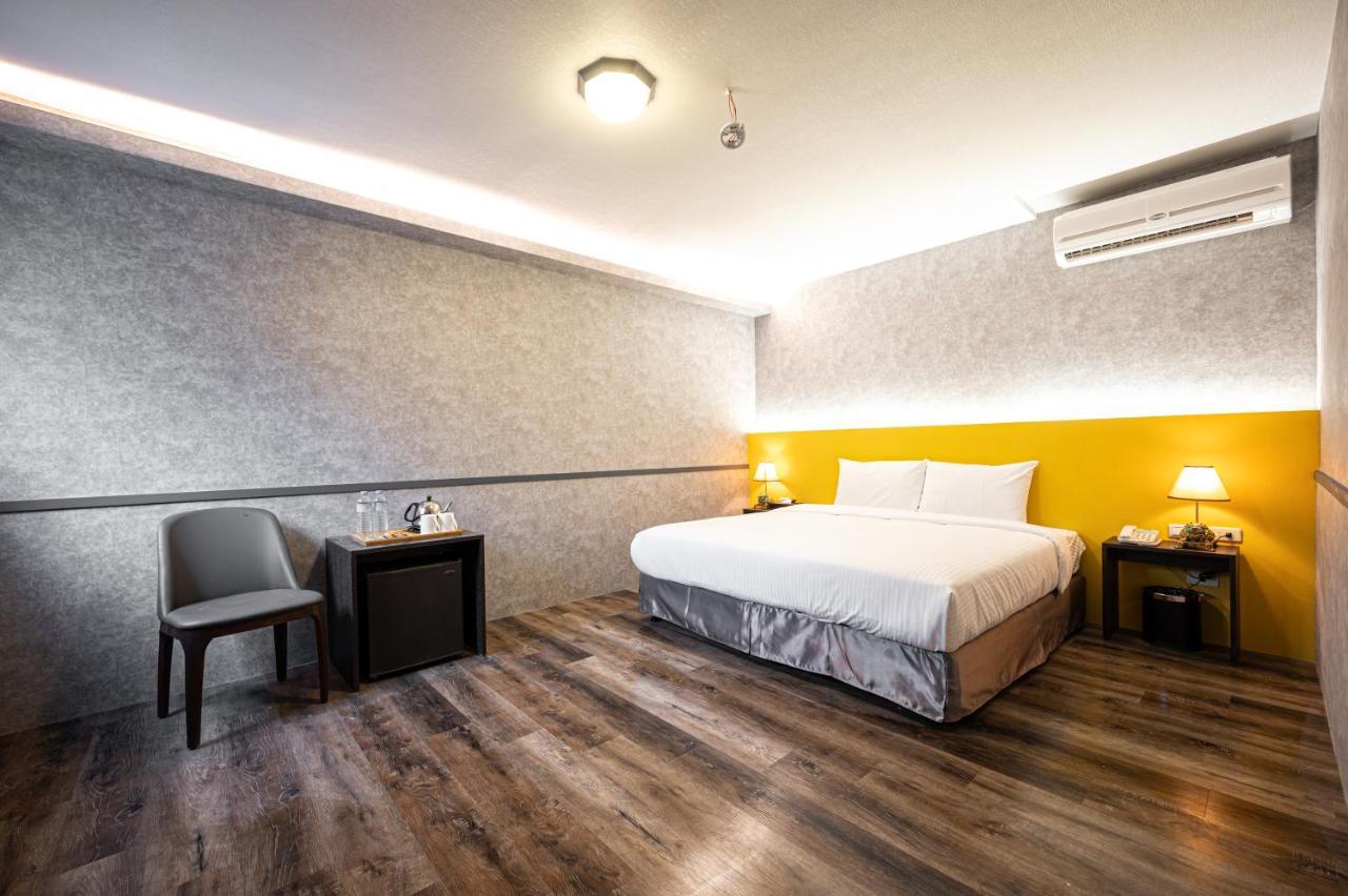 Motel 東旅驛棧 Jiaoxi Esterno foto