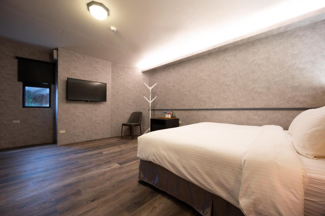 Motel 東旅驛棧 Jiaoxi Esterno foto